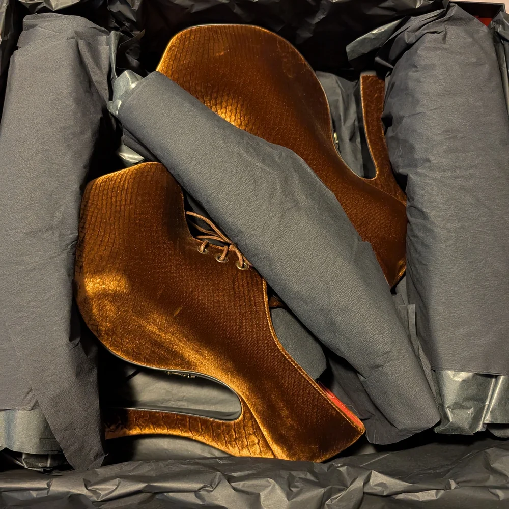 DISCONTINUED Kat Von D Velvet Platform Heels - Gold - Picture 2 of 6